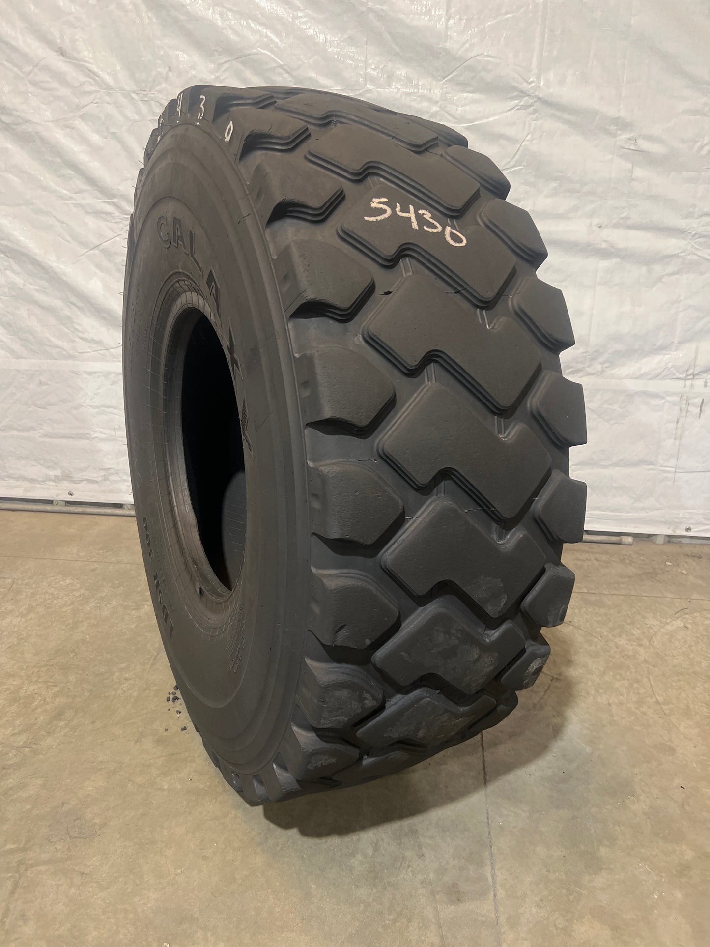 20.5R25 GALAXY LDSR 300 #5430