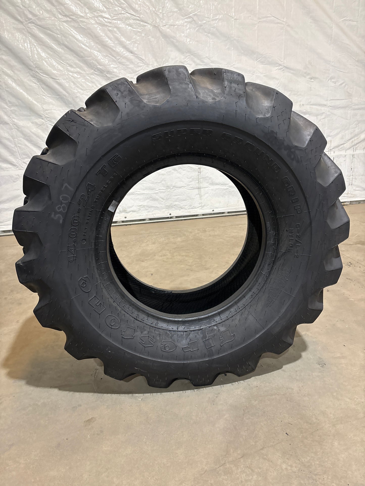 14.00-24 FIRESTONE SUPER GROUND GRIP #5807