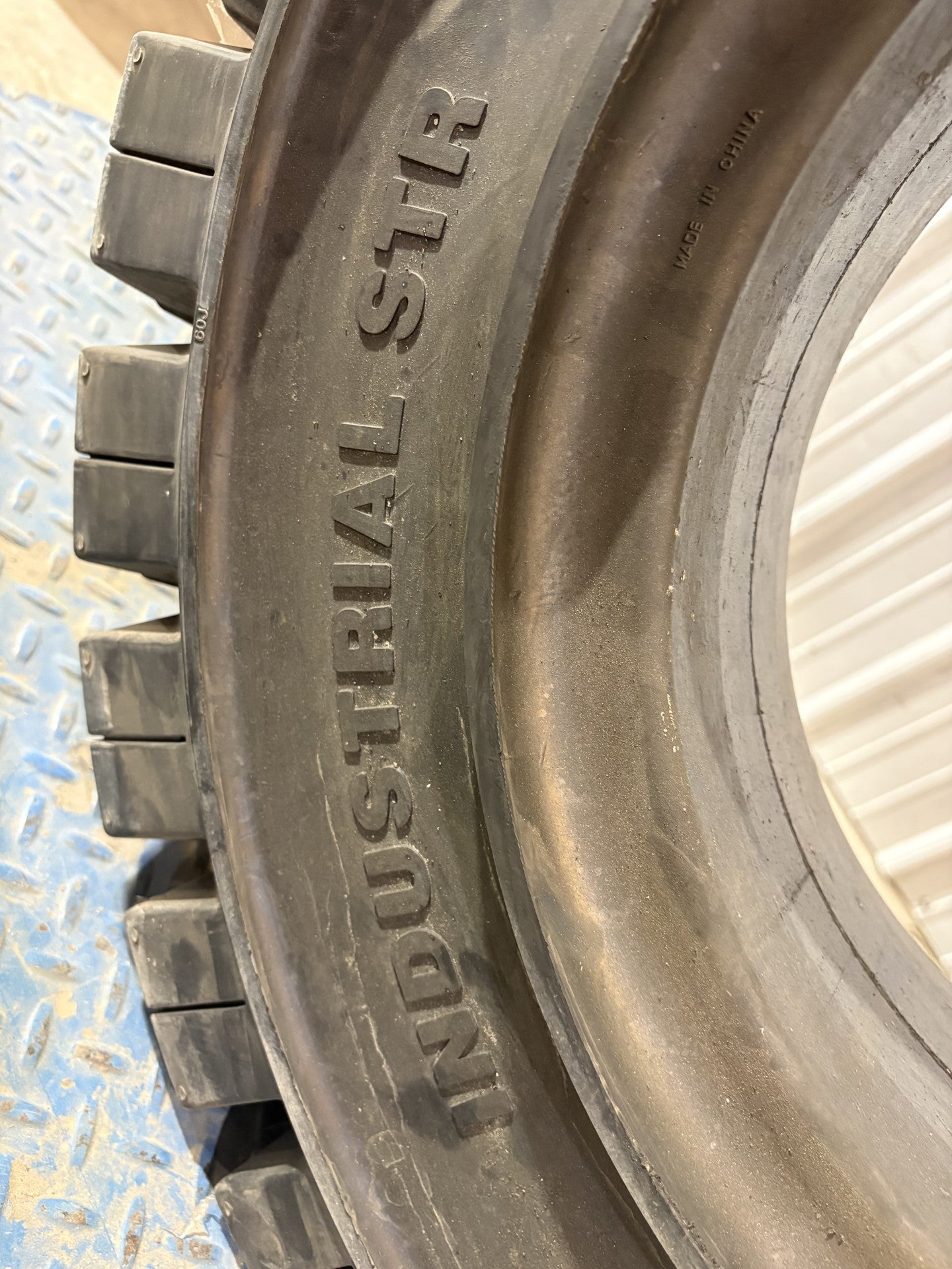 8.25-15 MAXAM MS702 INDUSTRIAL STR Part# 50623 #5825