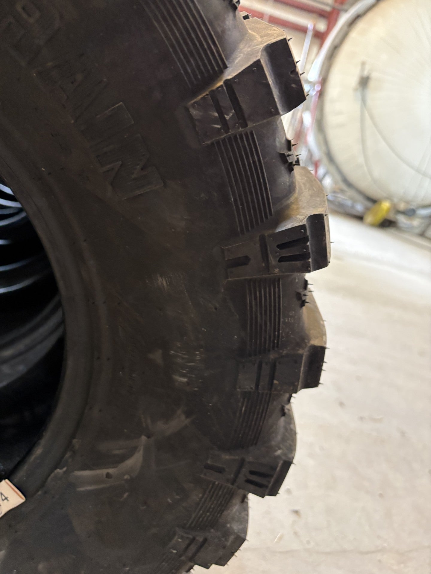 275/70R14 (29X11R14) PRO ARMOR X-TERRAIN